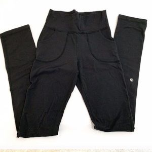 Lululemon yoga pants
